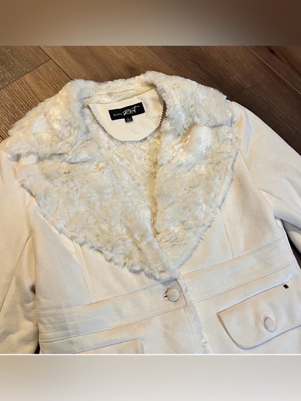 Vintage Black Rivet Y2K faux leather penny lane faux fur collar white coat large